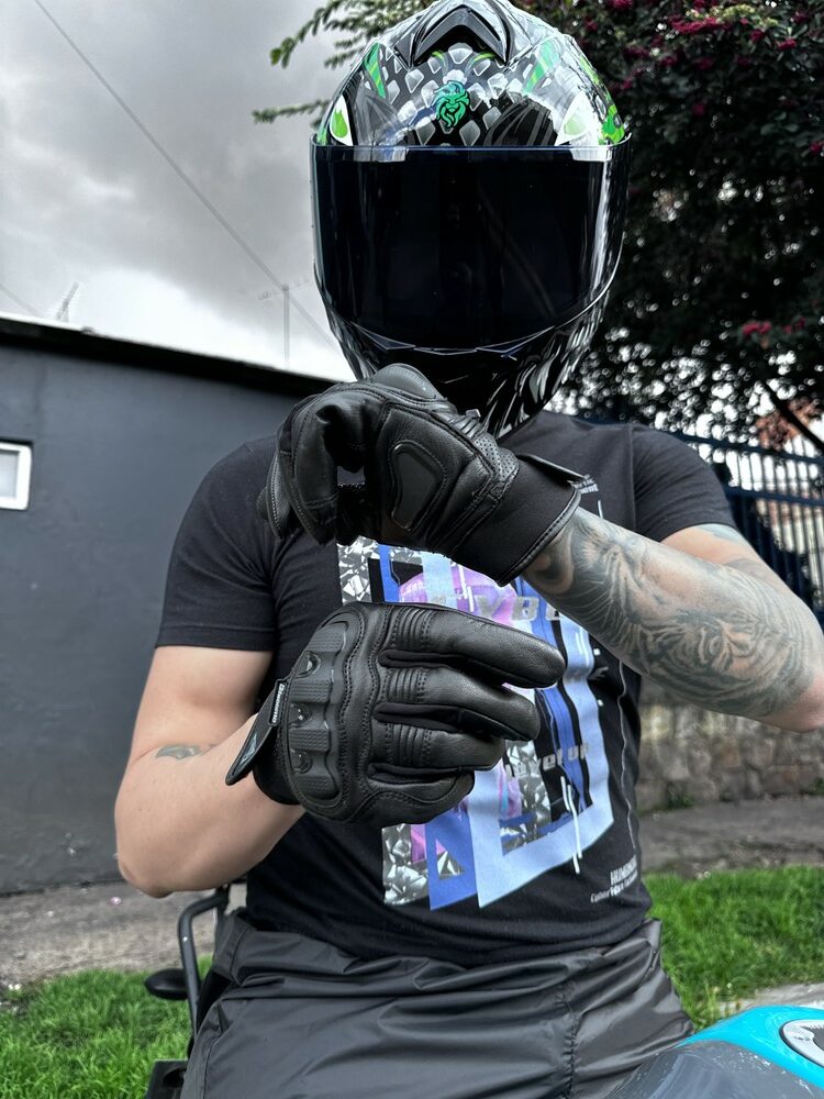 Guantes Fury