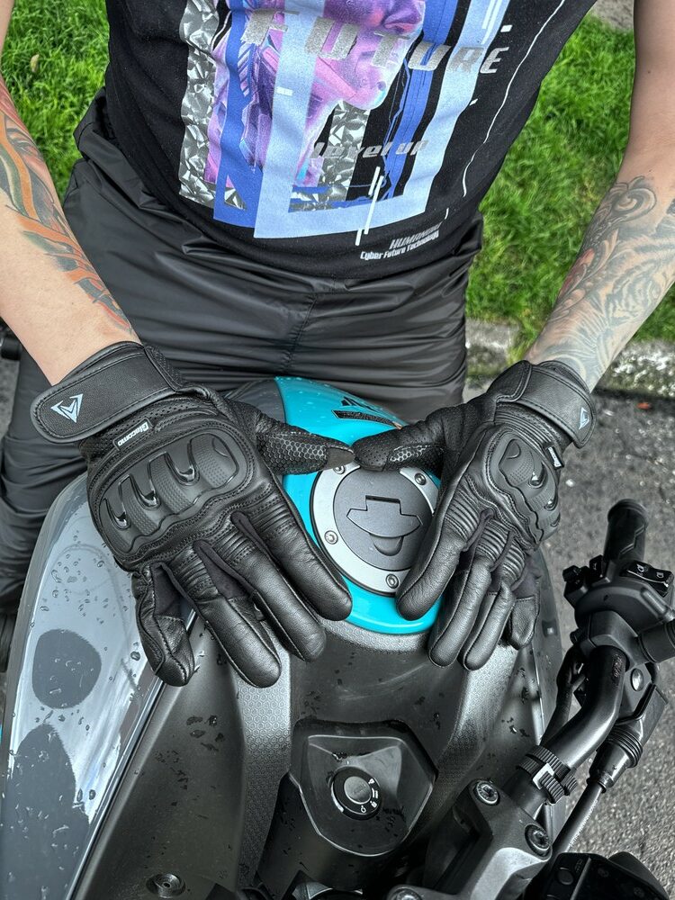 Guantes Fury