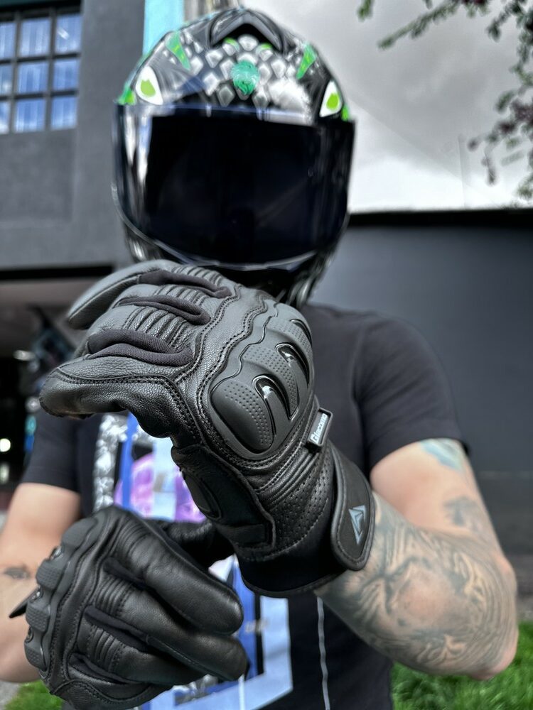 Guantes Fury