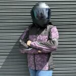Chaqueta Street Negra Morada Mujer