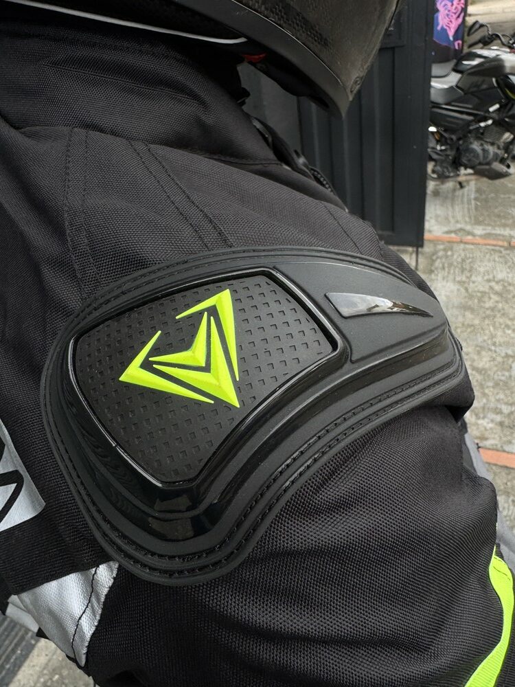 Chaqueta Hard Racer Negra Verde Neon Hombre