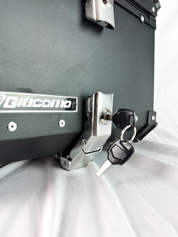Baúl de aluminio 55 L Negro