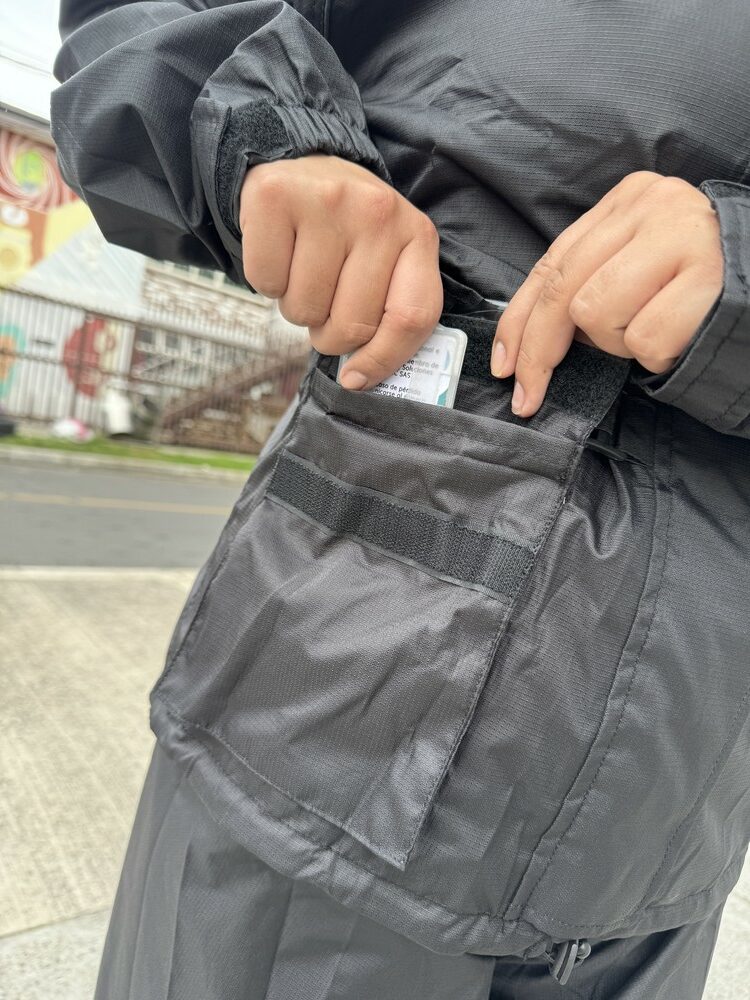 Impermeable Women Classic