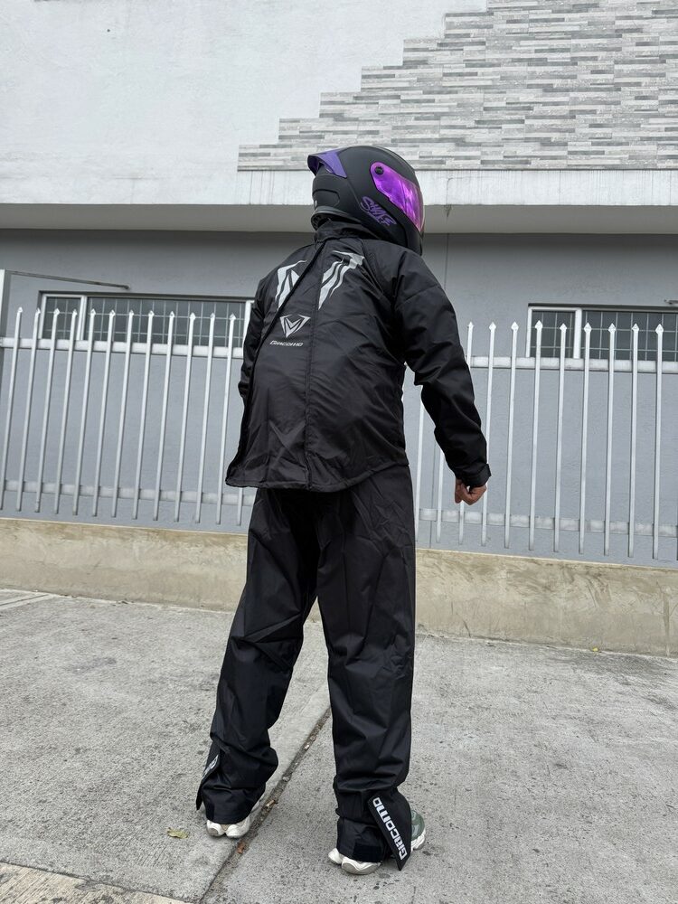 Impermeable Men Expansion Black