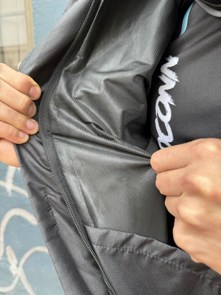 Impermeable Men full piece