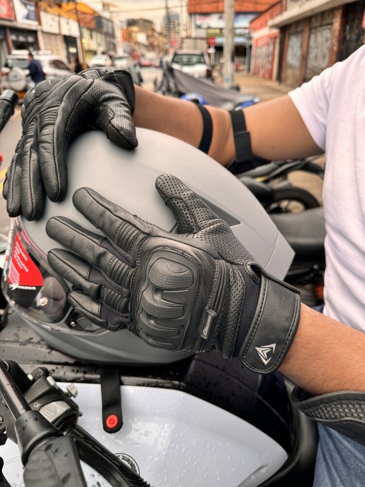 Guantes Fury